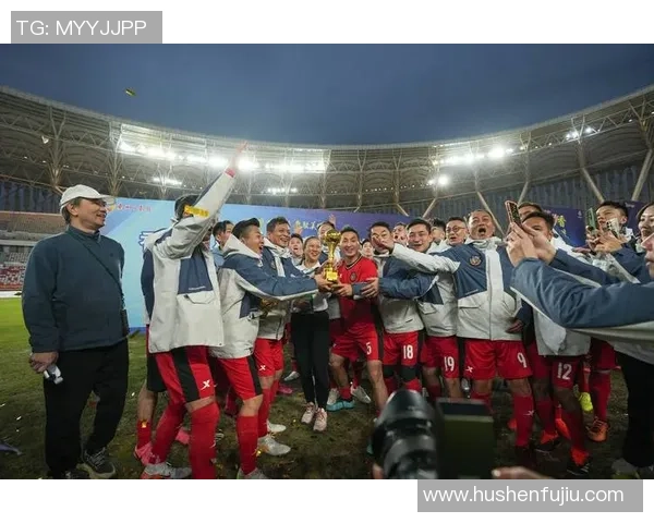 江门足球明星赛精彩对决比分揭晓球迷热情高涨期待下一场赛事 江门足球明星赛精彩对决比分揭晓球迷热情高涨期待下一场赛事