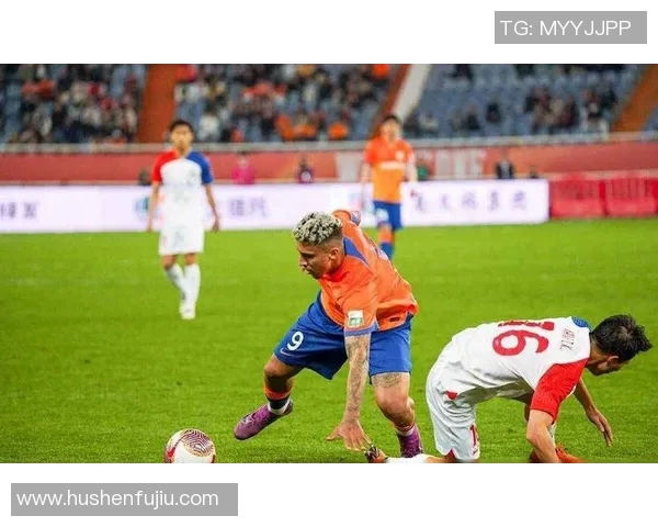 足球明星模仿秀精彩纷呈球迷们的欢乐盛宴与明星们的搞笑瞬间 足球明星模仿秀精彩纷呈球迷们的欢乐盛宴与明星们的搞笑瞬间