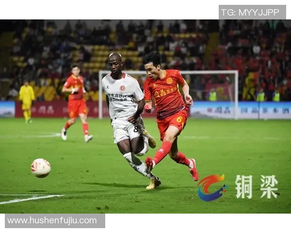 重庆足球队以79分稳居精英赛积分榜首位展现强劲实力 重庆足球队以79分稳居精英赛积分榜首位展现强劲实力