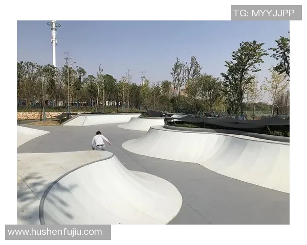 专业解读:武汉滑板队的边路渗透打法